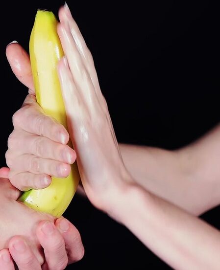 Massage, um ein Mitglied mit einem Beispiel für Banane zu erhöhen